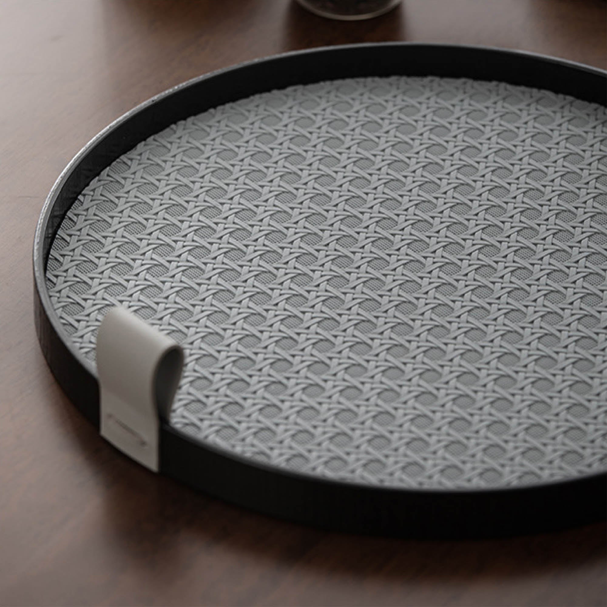 Round Weave Leather Tray