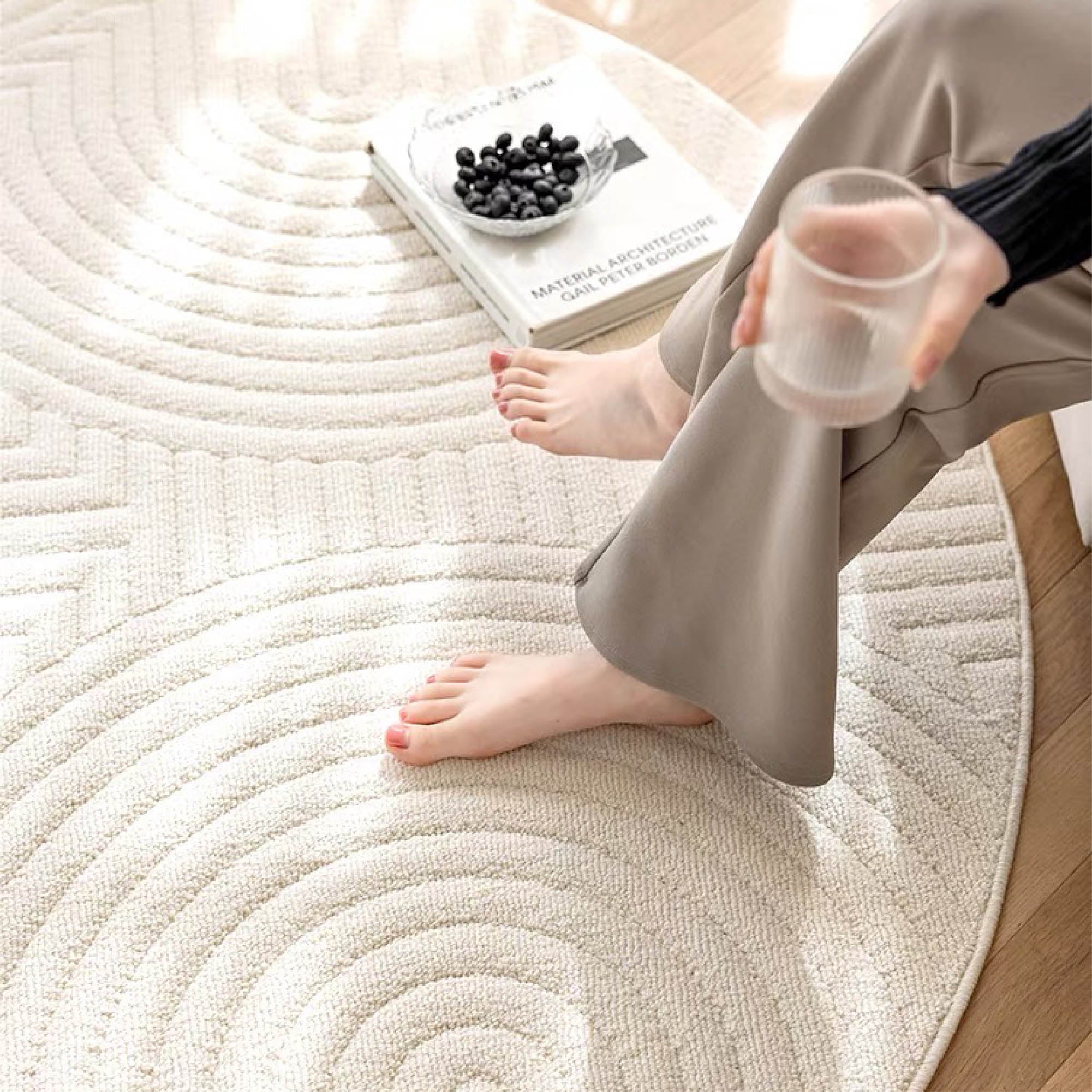 CLOU Ivory Round Textured Rug