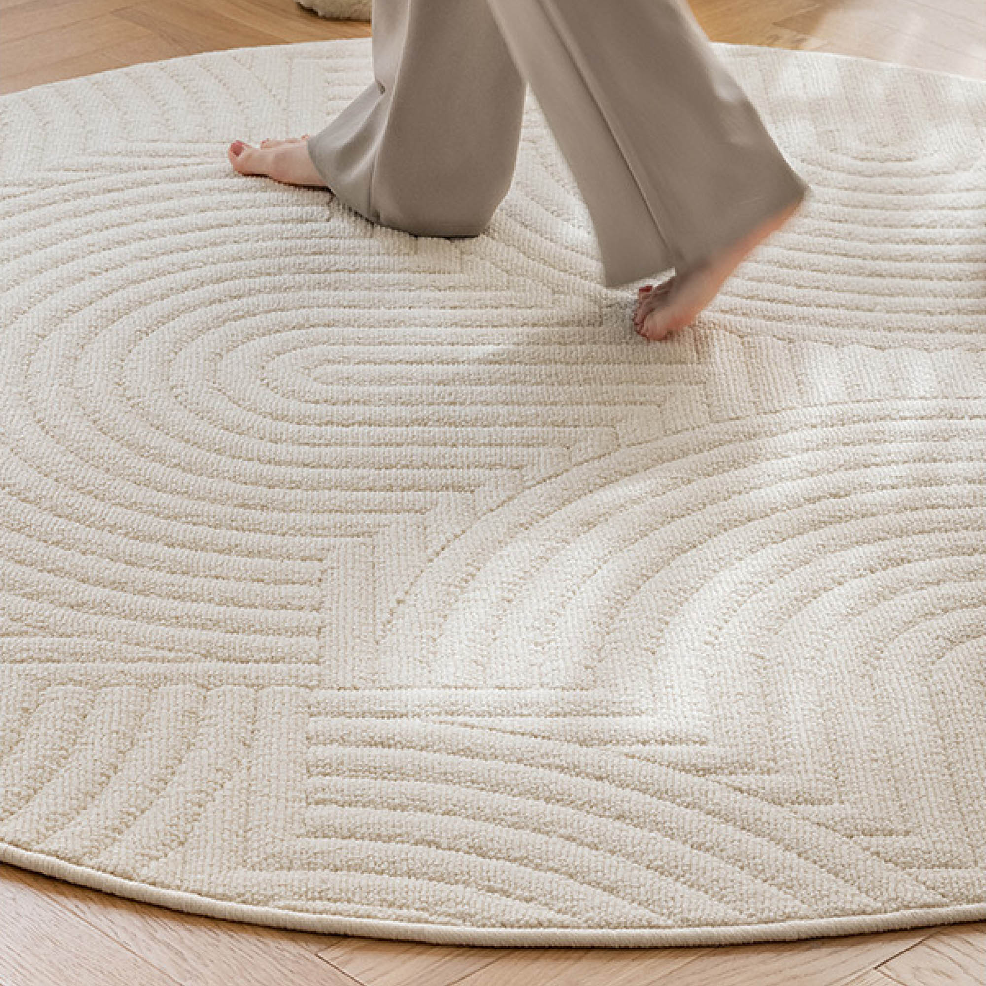 CLOU Ivory Round Textured Rug