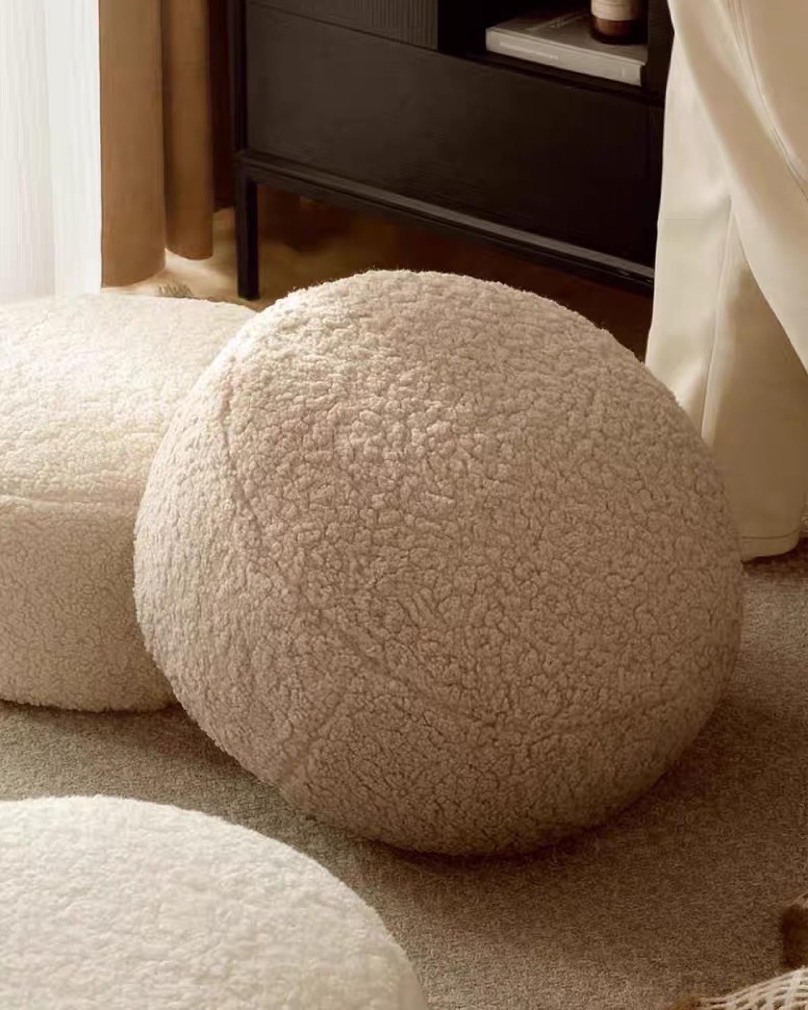 Round Teddy Pouf